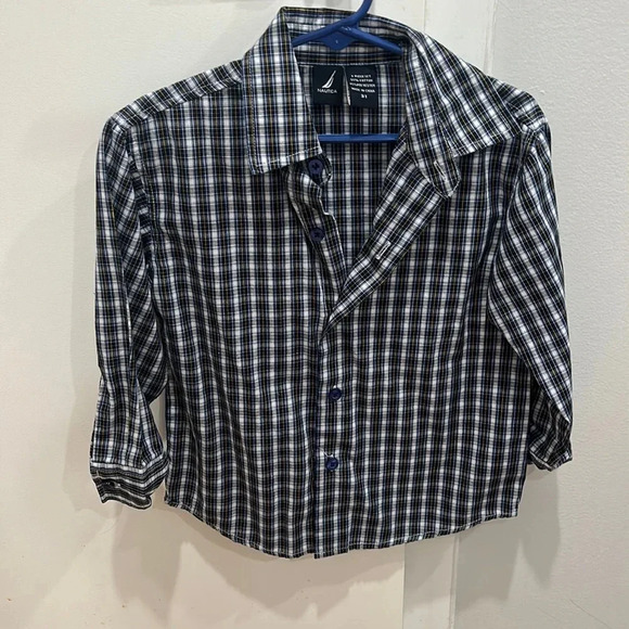 😍Nautica button down for toddler - Picture 1 of 3